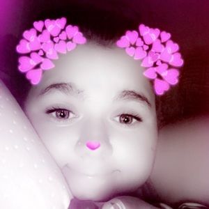 Meet your Posher, Ashley